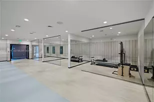 101 Diplomat Pkwy, Hallandale Beach, FL 33009 - Photo 55