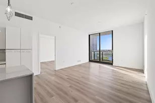 101 Diplomat Pkwy, Hallandale Beach, FL 33009 - Photo 9