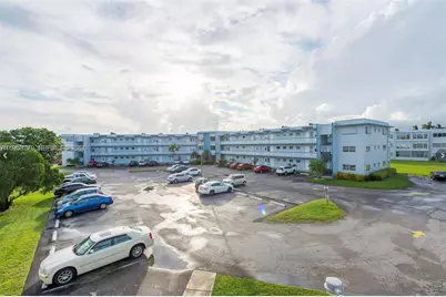 2200 Park Ln #105, Hollywood, FL 33021 - Photo 9