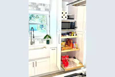 20775 NW 1st St, Pembroke Pines, FL 33029 - Photo 23