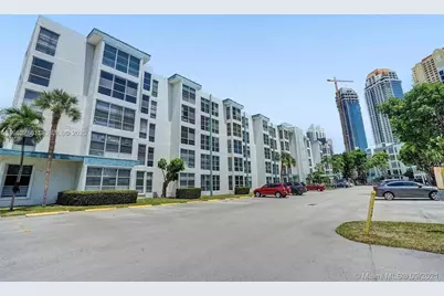 200 177th Dr #416, Sunny Isles Beach, FL 33160 - Photo 5