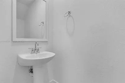 540 NE 5th Ter, Florida City, FL 33034 - Photo 9