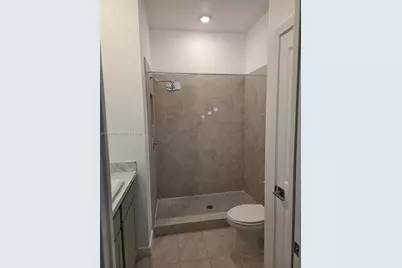 540 NE 5th Ter, Florida City, FL 33034 - Photo 15