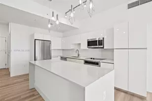 101 Diplomat Pkwy, Hallandale Beach, FL 33009 - Photo 13