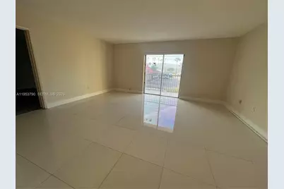 5731 NW 37th St #218, Virginia Gardens, FL 33166 - Photo 3