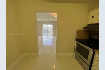 5731 NW 37th St #218, Virginia Gardens, FL 33166 - Photo 15