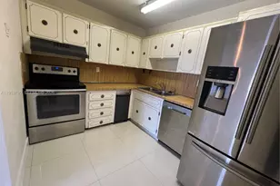 5731 NW 37th St, Virginia Gardens, FL 33166 - Photo 13