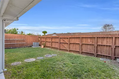 7197 SW 152nd Pl, Miami, FL 33193 - Photo 19