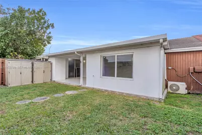7197 SW 152nd Pl, Miami, FL 33193 - Photo 17