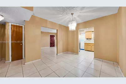 2615 SW 32nd Ave, Miami, FL 33133 - Photo 9