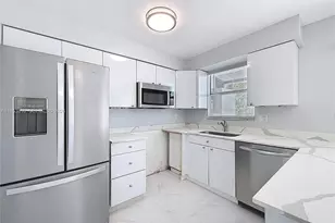 1100 SE 4th Ave, Deerfield Beach, FL 33441 - Photo 3