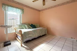 17301 SW 149th Ct, Miami, FL 33187 - Photo 21