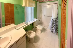 17301 SW 149th Ct, Miami, FL 33187 - Photo 29