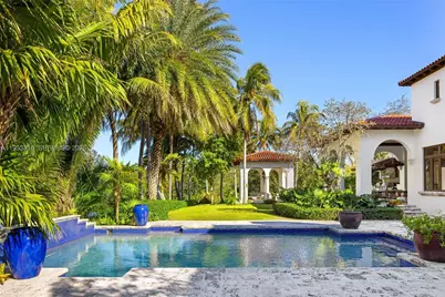 221 Casuarina Concourse, Coral Gables, FL 33143 - Photo 9