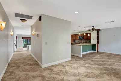 17115 Bay St, Jupiter, FL 33477 - Photo 39