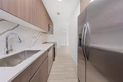 32 NW 14th Ave #202, Miami, FL 33125 - Photo 3
