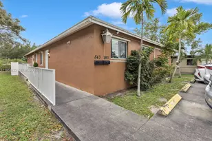 843 NW 7th St, Hallandale Beach, FL 33009 - Photo 23