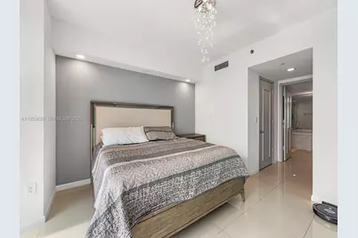 495 Brickell Ave #5203, Miami, FL 33131 - Photo 11