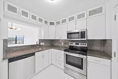 18900 NE 14th Ave #D308, Miami, FL 33179 - Photo 7