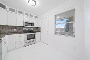 18900 NE 14th Ave, Miami, FL 33179 - Photo 5