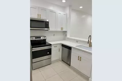 1651 SE 28th Ct #105, Homestead, FL 33035 - Photo 5