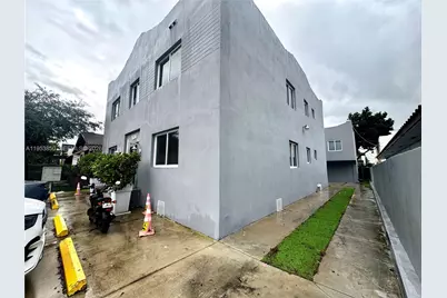 1684 SW 10th St, Miami, FL 33135 - Photo 1