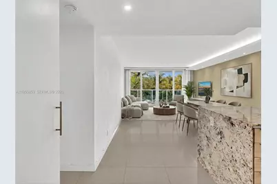 100 Bayview Dr #223, Sunny Isles Beach, FL 33160 - Photo 5
