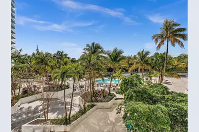 100 Bayview Dr #223, Sunny Isles Beach, FL 33160 - Photo 23