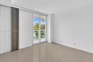 100 Bayview Dr, Sunny Isles Beach, FL 33160 - Photo 39