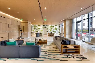 55 SW 9th St, Miami, FL 33130 - Photo 33