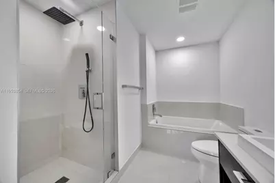 55 SW 9th St #2406, Miami, FL 33130 - Photo 11