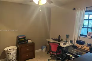13942 NE 4th Ave, Miami, FL 33161 - Photo 11