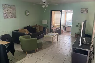 13942 NE 4th Ave, Miami, FL 33161 - Photo 3