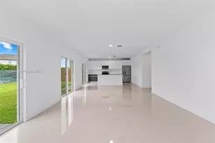 13354 SW 272nd Ln, Homestead, FL 33032 - Photo 5