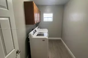 1305 SW 22nd Pl, Cape Coral, FL 33991 - Photo 5