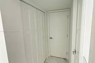 16850 S Glades Dr, North Miami Beach, FL 33162 - Photo 7