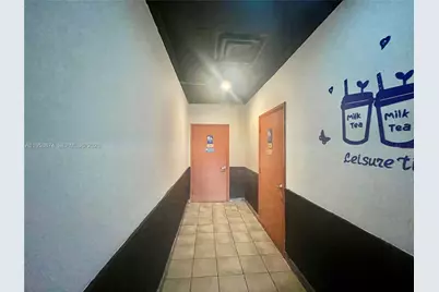 10251 Pines Blvd, Pembroke Pines, FL 33026 - Photo 5