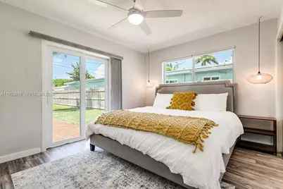 601 NE 2nd St, Dania Beach, FL 33004 - Photo 13