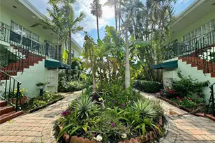 8620 Byron Ave, Miami Beach, FL 33141 - Photo 15