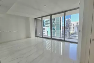 300 Biscayne Blvd Way, Miami, FL 33131 - Photo 9