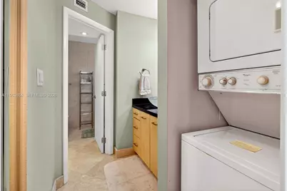 2401 Collins Ave #908, Miami Beach, FL 33140 - Photo 25