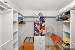 2401 Collins Ave, Miami Beach, FL 33140 - Photo 31