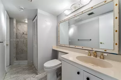 2000 Towerside Ter #608, Miami, FL 33138 - Photo 19