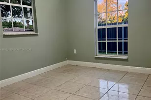 601 NW 97th St, Miami, FL 33150 - Photo 15