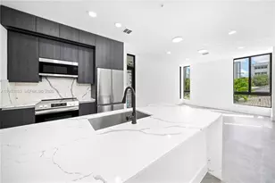 526 SW 2nd St, Miami, FL 33130 - Photo 1