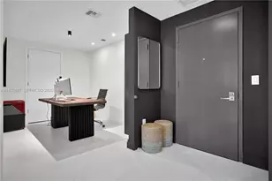 1080 Brickell Ave, Miami, FL 33131 - Photo 15