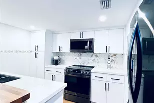 6855 SW 45th Ln, Miami, FL 33155 - Photo 3