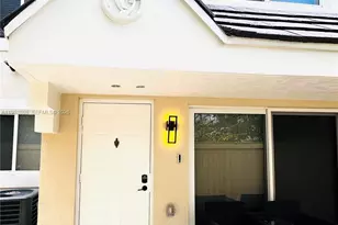 6855 SW 45th Ln, Miami, FL 33155 - Photo 15