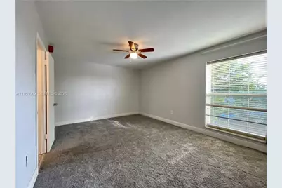 1990 W 56th St #1205, Hialeah, FL 33012 - Photo 15