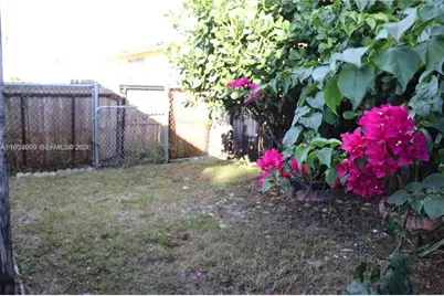 5743 Lincoln St #2, Hollywood, FL 33021 - Photo 5